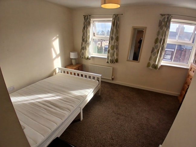 Top Floor Ensuite Bedroom  Main Photo