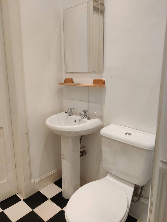 Double-Bed available in a 4-bed Flat  Main Photo