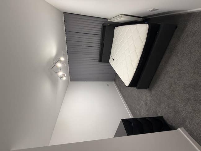 🚇 Double Room with Private Bathroom in Tottenham  Main Photo