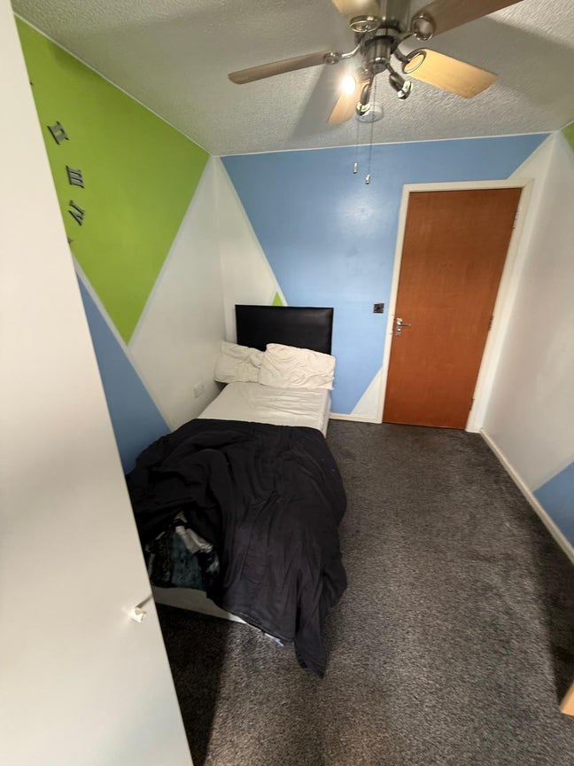 Room in a Shared House, Sandybrook Drive, M9 Main Photo
