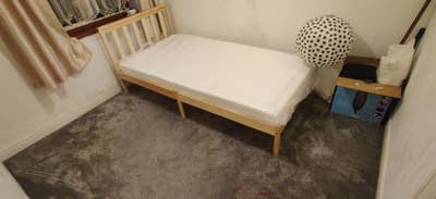 Single large room preferred girl's including all b Main Photo