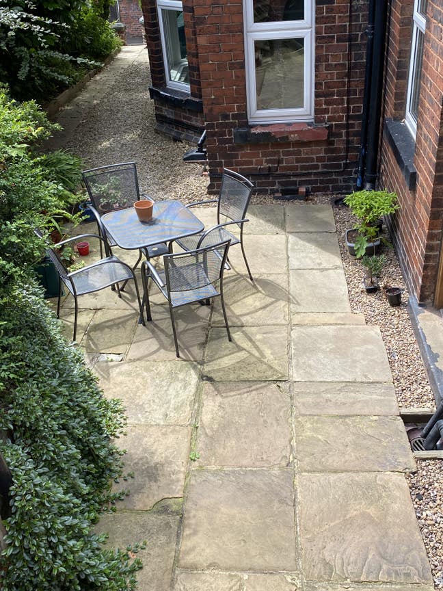 ⭐️ ⭐️ Premier House in popular quiet location Main Photo