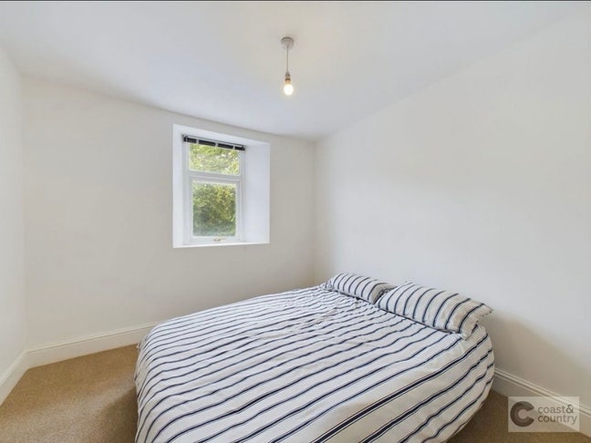 Double Bedroom to Rent !  Main Photo