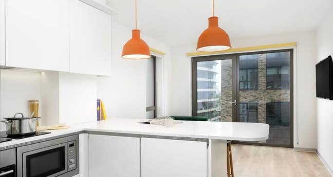 1 Bedroom, 1 Bathroom Apartment (Students Only) Main Photo