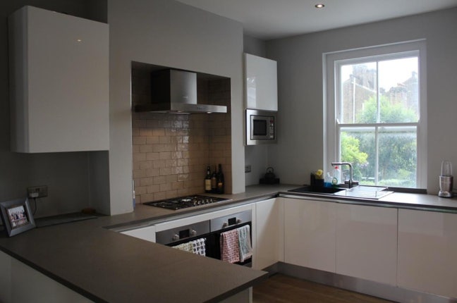 Top Family Flat!Kentish Town! March Till October!  Main Photo