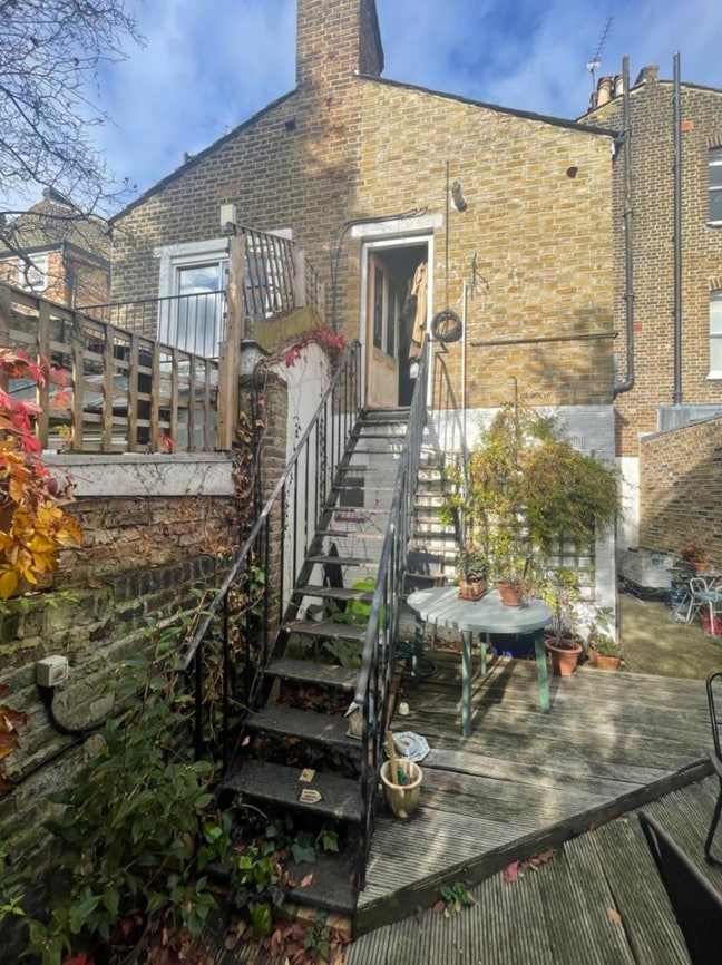 Top Family Flat!Kentish Town! March Till October!  Main Photo