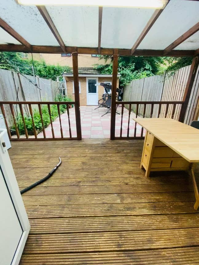 Sublet -Ensuite room 15 mins walk from canarywharf Main Photo