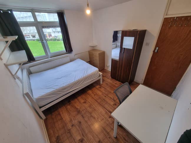 On the Road to Liverpool Street - Last 2 Rooms Main Photo