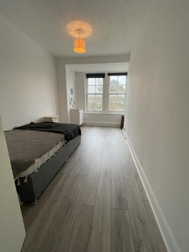 Central Bournemouth all bills included room £550 Main Photo