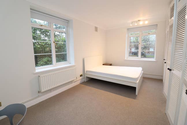 Dreamy West London House Close to Elizabeth Line Main Photo