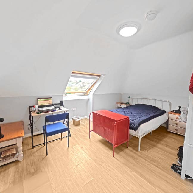 Newly decorated single room for Rent  Main Photo