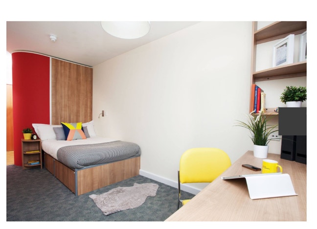 Bath Student Charlton Court Ensuite Room Main Photo