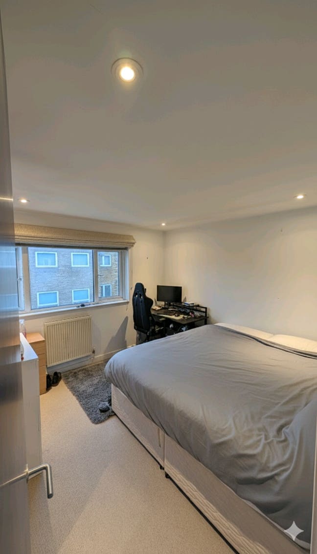 Double room in St Johns Hill area Main Photo