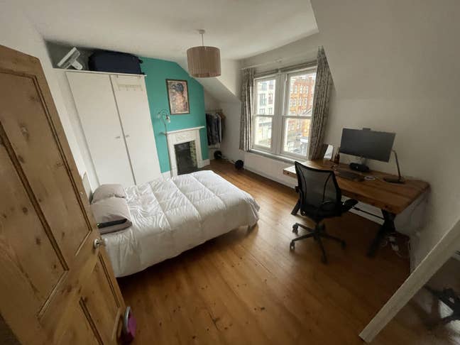 Spacious double room available in Wandsworth! Main Photo