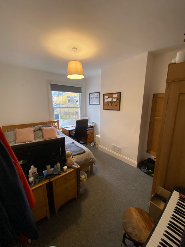 Double Room in Shared HMO House Main Photo