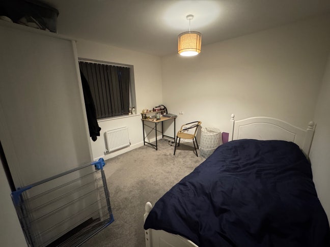 Spacious double room for single occupancy. Main Photo