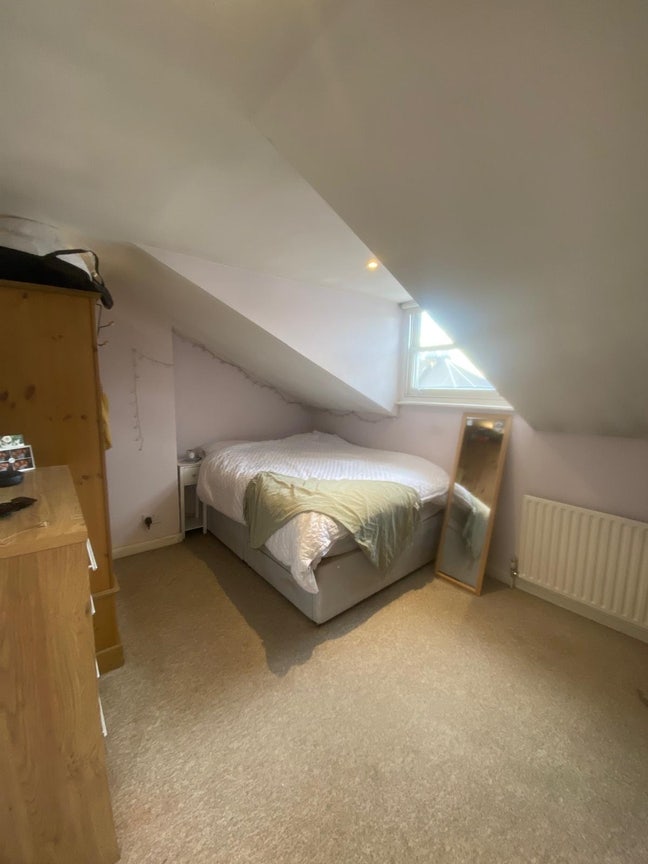 Available Now- Prime Location Brixton & Clapham Main Photo