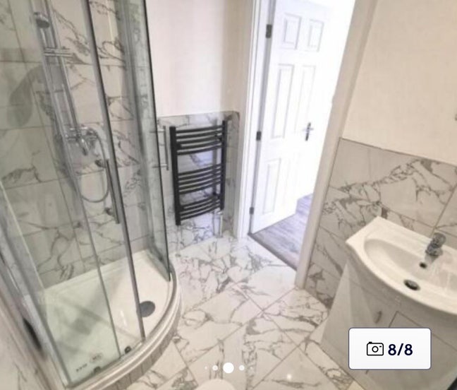 Bright and Spacious Ensuite Double Bedroom Main Photo