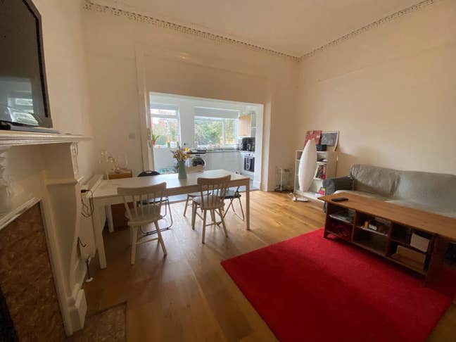 Double room available in Streatham Maisonette  Main Photo