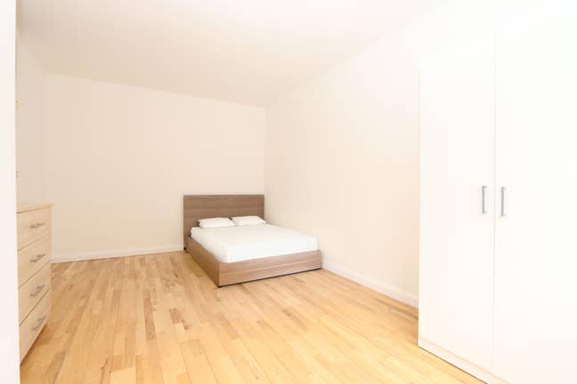 Ready When You Are — Marylebone Move-In Today! Main Photo