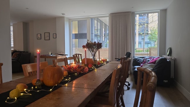 SW17 Double Room in friendly house share  Main Photo