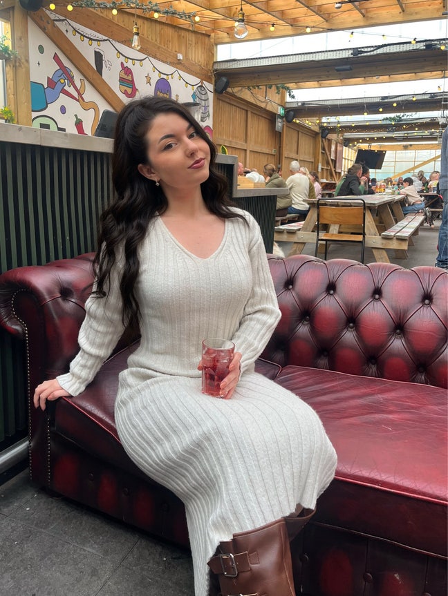 Looking for a property for me and my indoor cat Main Photo