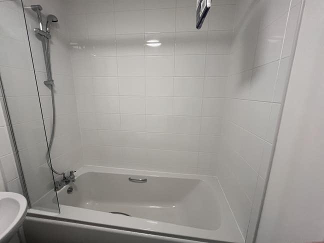 Double Room to Rent in Canton Main Photo