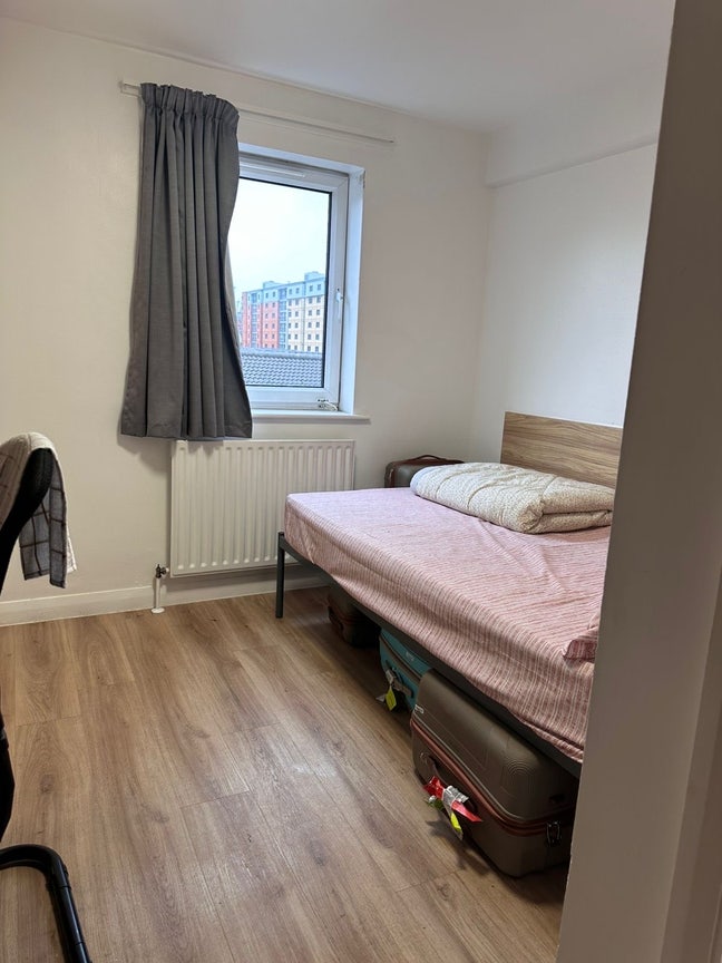 Student Accommodation available including bills Main Photo