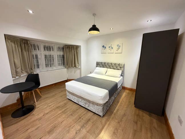 Double Room in Shared House Main Photo