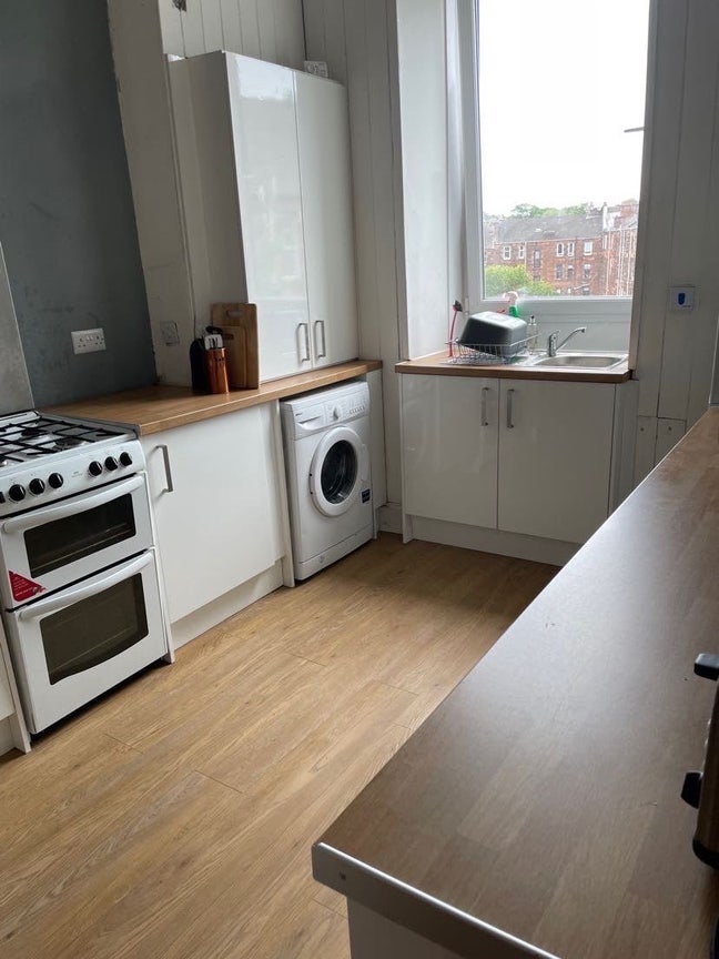 Glasgow West End- Double Room for rent Byres Road! Main Photo