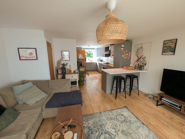 Double room + office in sociable house!  Main Photo