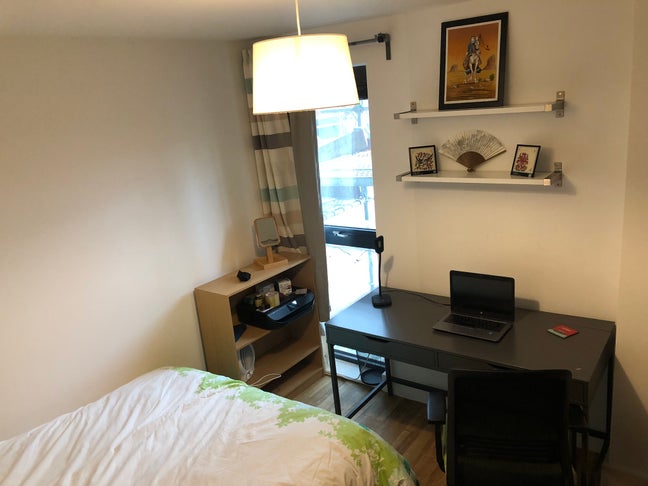 Bright Double Room in  3-Bed Flat–Central location Main Photo