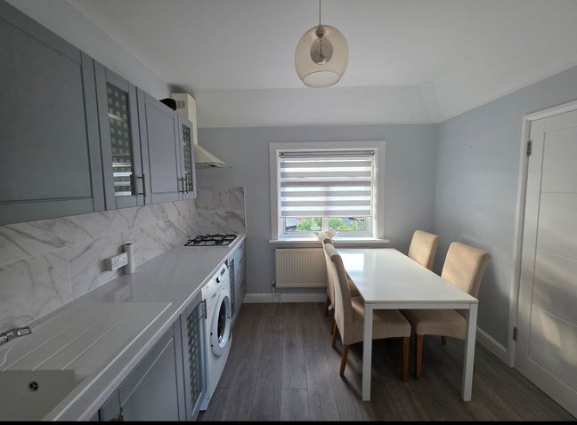 Two spacious double rooms (or a studio) available  Main Photo