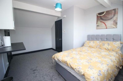 1 Bed Flat Available for Immediate Move In Main Photo