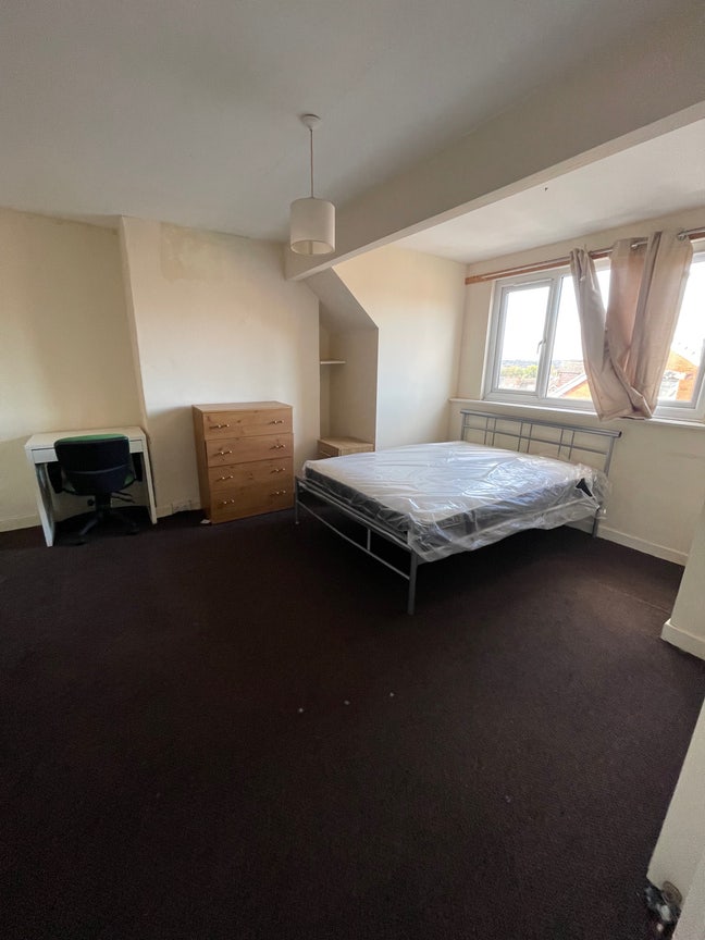 LS6 Rooms to Rent for Students Main Photo