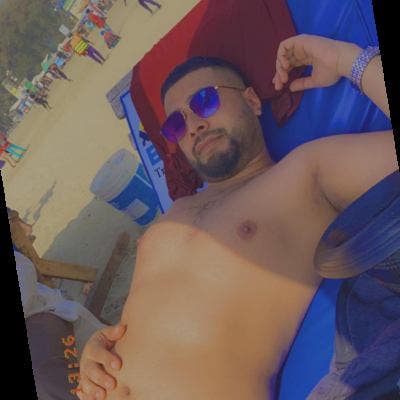 Professional Male seeks a double room Main Photo