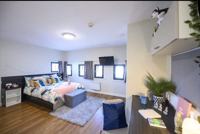 Studio in Newcastle City centre Main Photo