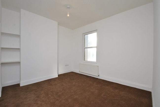 Furnished En-Suite Room Bills Incl Main Photo