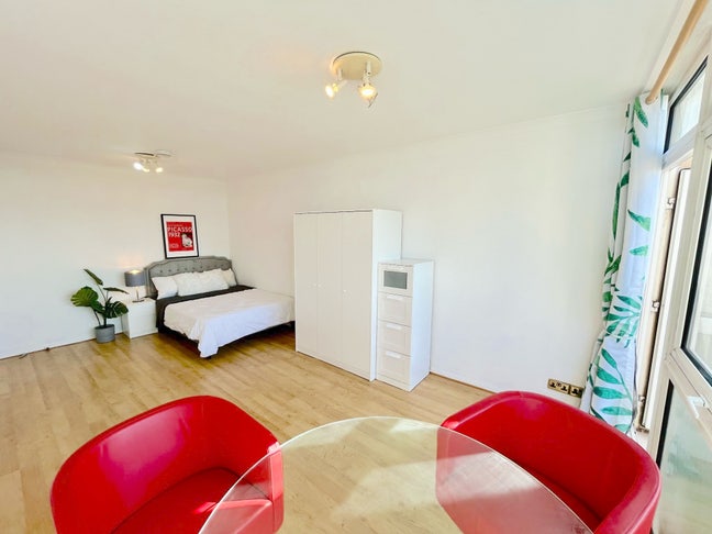 2 Amazing Rooms near Kensington & Hyde Park Main Photo