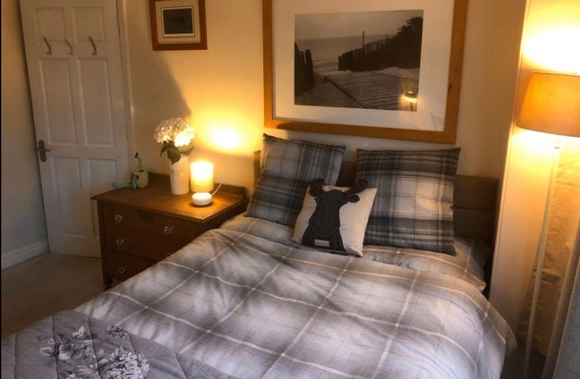 Double size room available mid December 2025 Main Photo