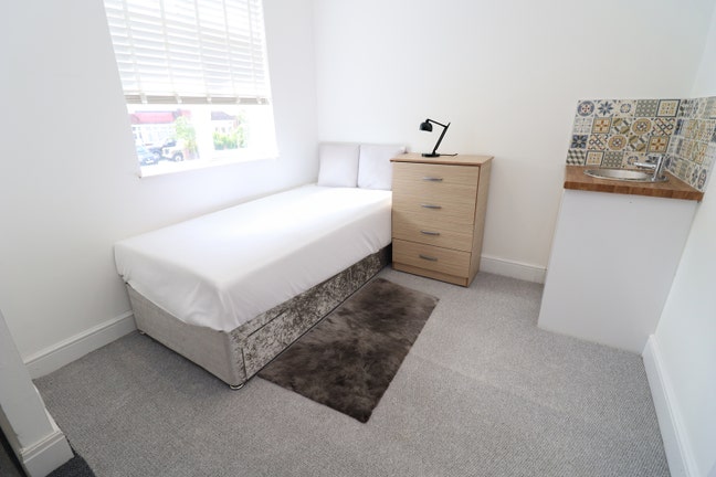 Cheap Single Room by Northern Line!  Main Photo