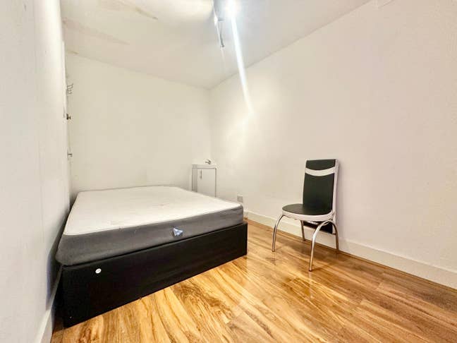 Spacious Double Room Near Lewisham DLR Main Photo