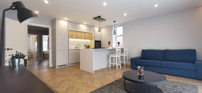 Luxury 2-Bed Flat Draycott Avenue, HA3 0Bw Main Photo
