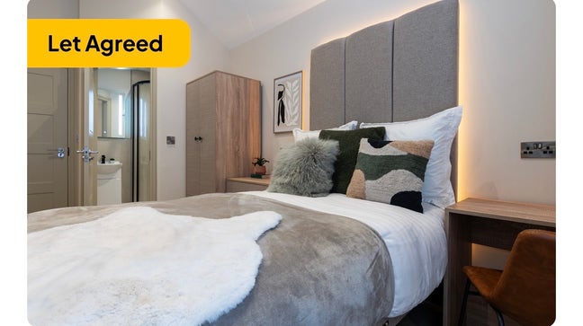 Urgent Tenancy Takeover  Main Photo