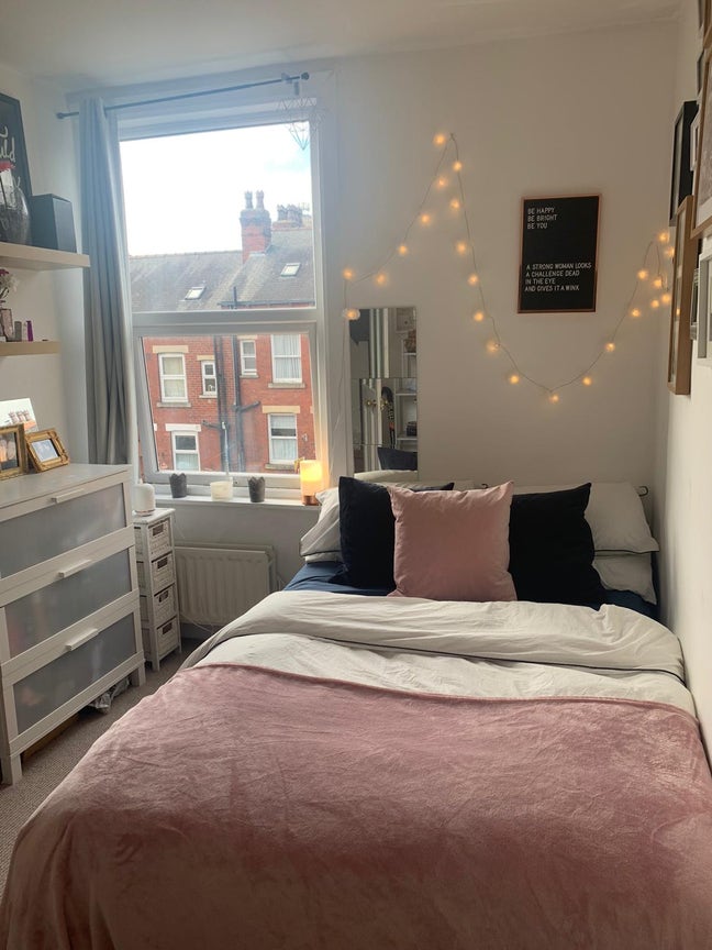 Lovely Double in Central Chapel Allerton Main Photo