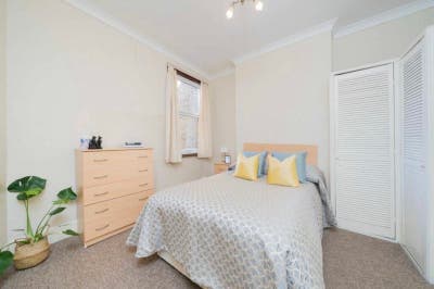 Rooms for rent - furnished/unfurnished available Main Photo