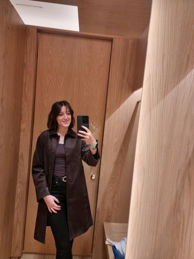  Seeking double room with 2/3 other flatmates :)  Main Photo