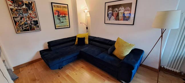 One Double Bed Flat Very Central Fully Furnished  Main Photo