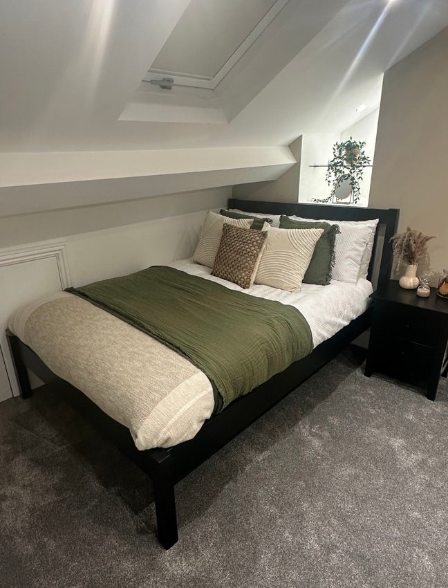 Newly Renovated Double En-suite Room in Rushden Main Photo