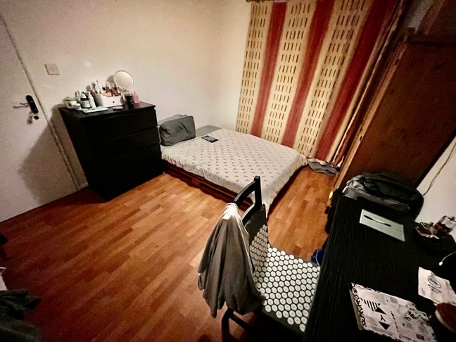 2 Cozy Single Rooms in Upper Sydenham Main Photo